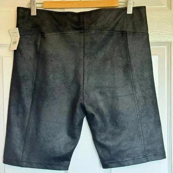 Free People Women Bike Shorts Heatwave Faux Suede Black Moto Goth Size Large L - Picture 3 of 8